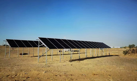 Controller MPPT della serie IPandee Galaxy | Aiutare la centrale elettrica di accumulo fotovoltaico del giacimento petrolifero di Tarim a completare con successo